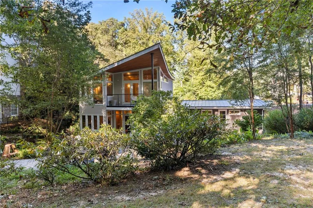 6405 Long Island Drive Nw, Sandy Springs, Georgia 30328, 4 Bedrooms Bedrooms, ,2 BathroomsBathrooms,Residential,Sold,6405 Long Island Drive Nw,7157744