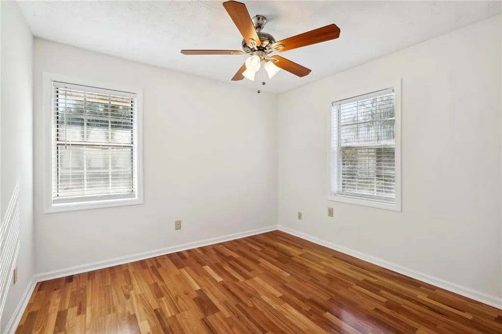 7750 Roswell Road Unit 1d, Atlanta, Georgia 30350, 3 Bedrooms Bedrooms, ,2 BathroomsBathrooms,Residential,Sold,7750 Roswell Road Unit 1d,7179175