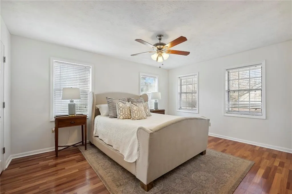 7750 Roswell Road Unit 1d, Atlanta, Georgia 30350, 3 Bedrooms Bedrooms, ,2 BathroomsBathrooms,Residential,Sold,7750 Roswell Road Unit 1d,7179175