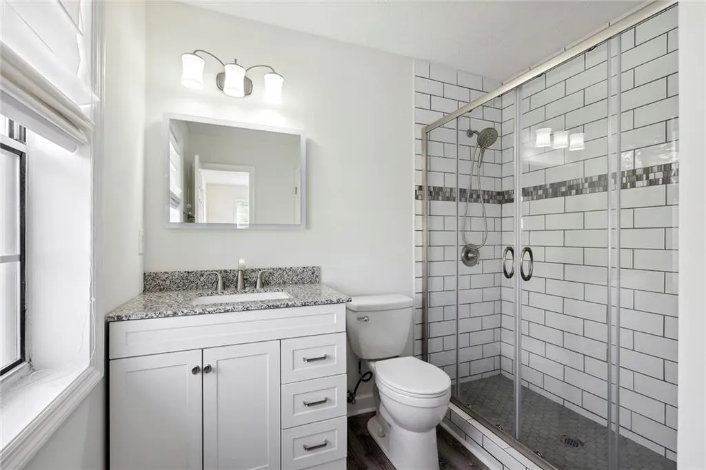 7750 Roswell Road Unit 1d, Atlanta, Georgia 30350, 3 Bedrooms Bedrooms, ,2 BathroomsBathrooms,Residential,Sold,7750 Roswell Road Unit 1d,7179175
