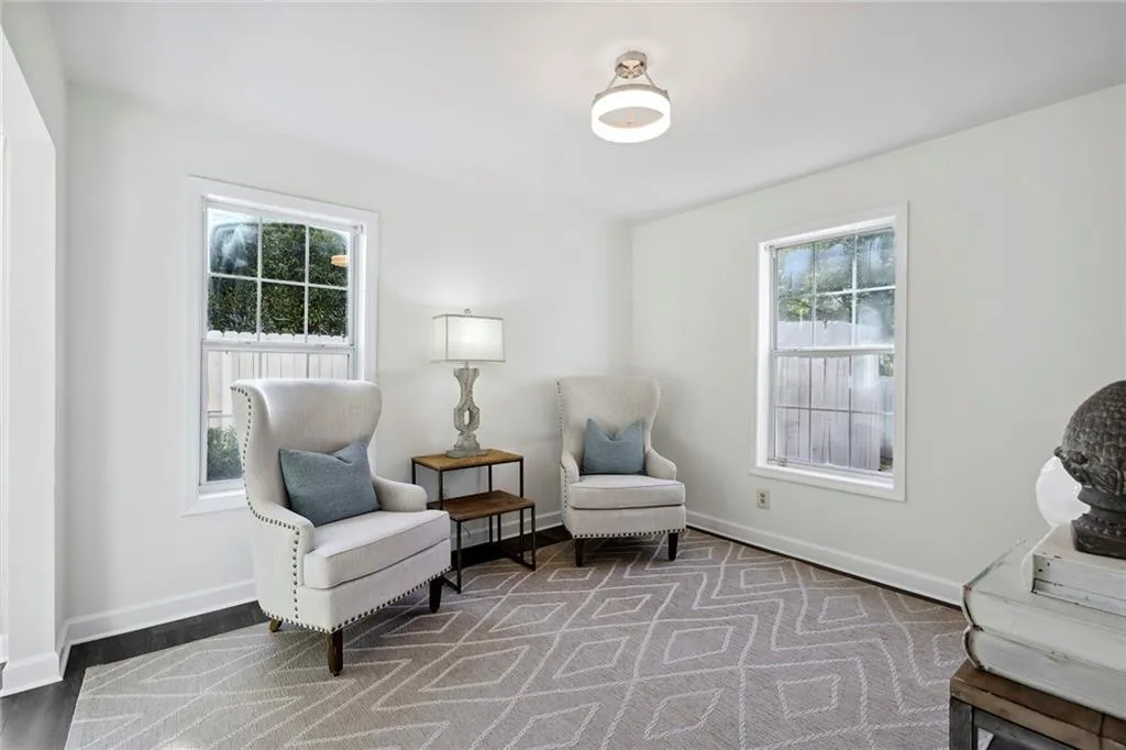 7750 Roswell Road Unit 1d, Atlanta, Georgia 30350, 3 Bedrooms Bedrooms, ,2 BathroomsBathrooms,Residential,Sold,7750 Roswell Road Unit 1d,7179175