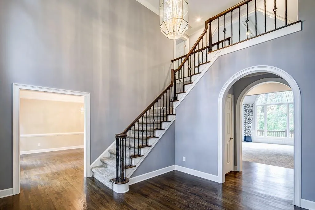440 Glenmont Court, Sandy Springs, Georgia 30350, 5 Bedrooms Bedrooms, ,4 BathroomsBathrooms,Residential,Sold,440 Glenmont Court,6070998