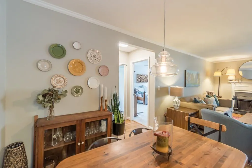 1207 Wingate Way, Sandy Springs, Georgia 30350, 2 Bedrooms Bedrooms, ,2 BathroomsBathrooms,Residential,Sold,1207 Wingate Way,6857939