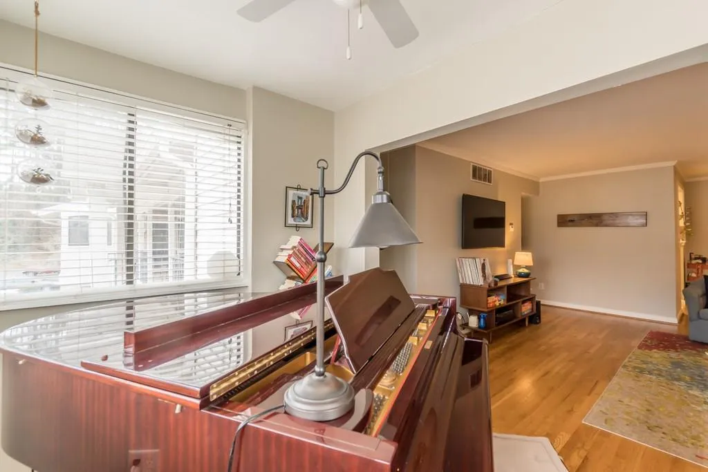 1207 Wingate Way, Sandy Springs, Georgia 30350, 2 Bedrooms Bedrooms, ,2 BathroomsBathrooms,Residential,Sold,1207 Wingate Way,6857939
