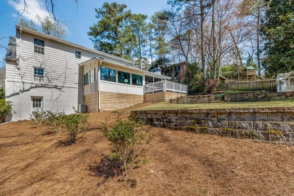 515 Highbrook Drive, Atlanta, Georgia 30342, 4 Bedrooms Bedrooms, ,2 BathroomsBathrooms,Residential,Sold,515 Highbrook Drive,7021253