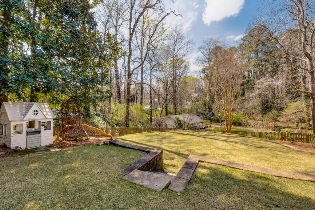 515 Highbrook Drive, Atlanta, Georgia 30342, 4 Bedrooms Bedrooms, ,2 BathroomsBathrooms,Residential,Sold,515 Highbrook Drive,7021253