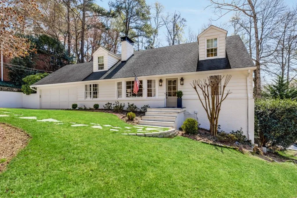 515 Highbrook Drive, Atlanta, Georgia 30342, 4 Bedrooms Bedrooms, ,2 BathroomsBathrooms,Residential,Sold,515 Highbrook Drive,7021253