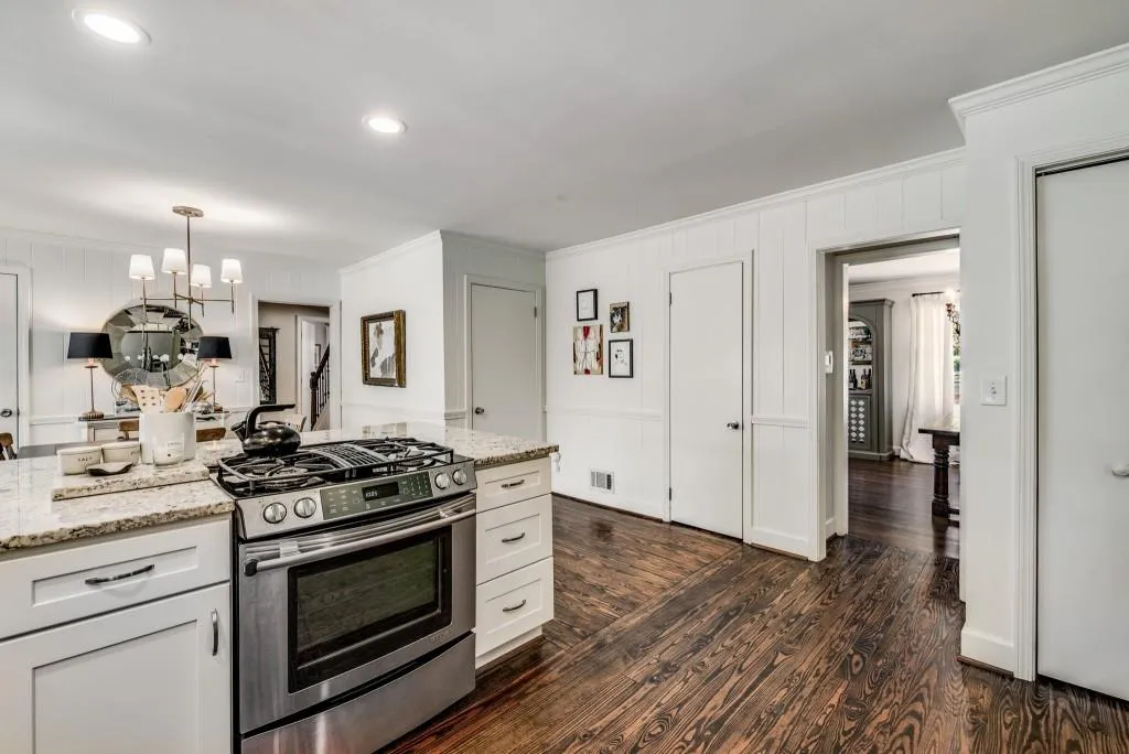 515 Highbrook Drive, Atlanta, Georgia 30342, 4 Bedrooms Bedrooms, ,2 BathroomsBathrooms,Residential,Sold,515 Highbrook Drive,7021253
