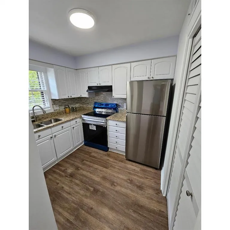 173 Amherst Place Nw, Atlanta, Georgia 30327, 2 Bedrooms Bedrooms, ,2 BathroomsBathrooms,Residential,For Sale,173 Amherst Place Nw,7558336