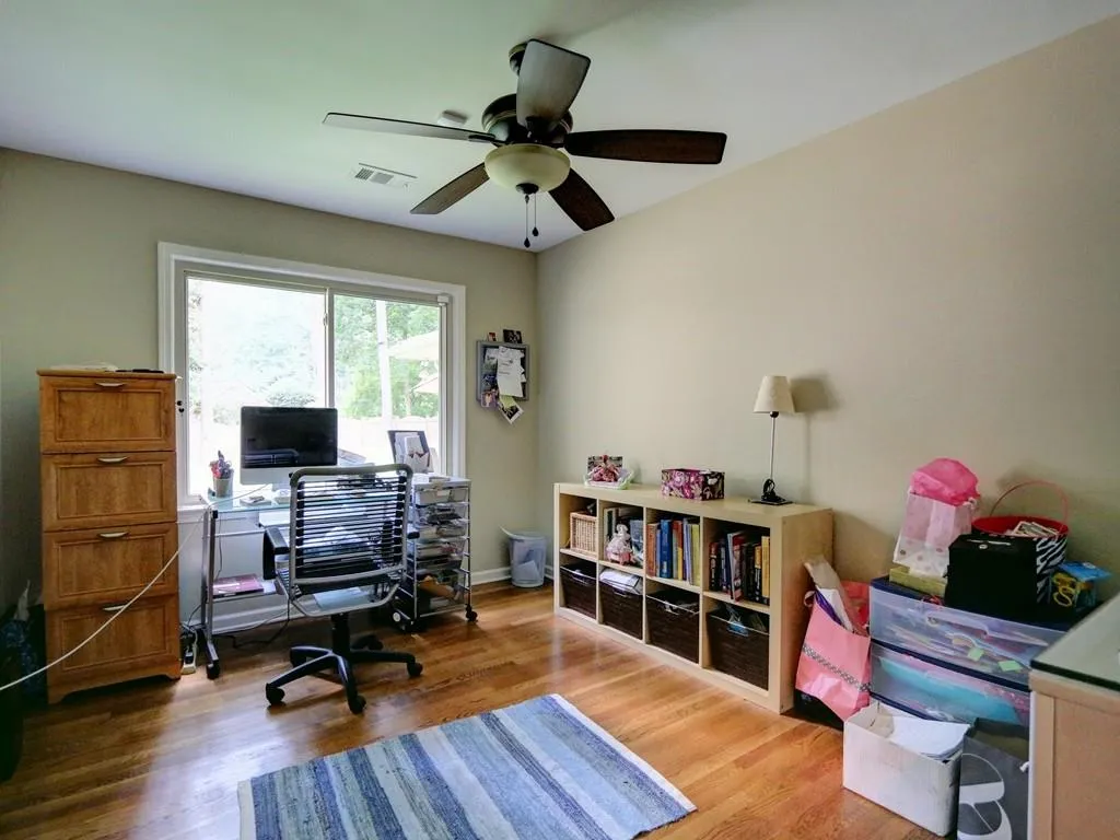 500 Riverside Parkway, Sandy Springs, Georgia 30328, 5 Bedrooms Bedrooms, ,4 BathroomsBathrooms,Residential,Sold,500 Riverside Parkway,5633092