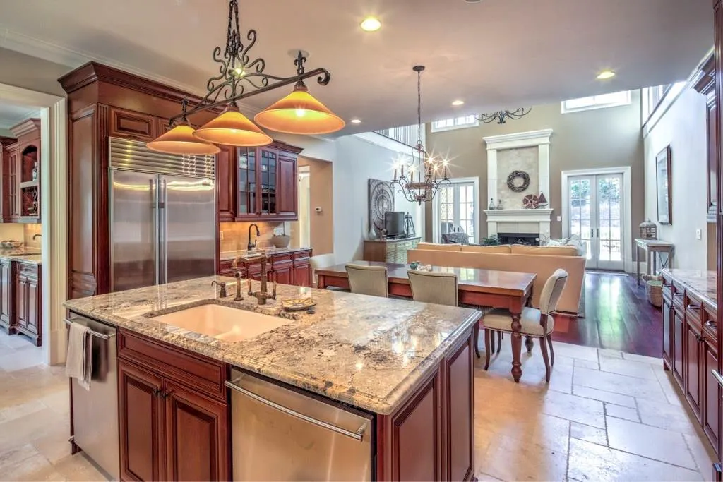 765 Crest Valley Drive, Atlanta, Georgia 30327, 5 Bedrooms Bedrooms, ,5 BathroomsBathrooms,Residential,Sold,765 Crest Valley Drive,5926912