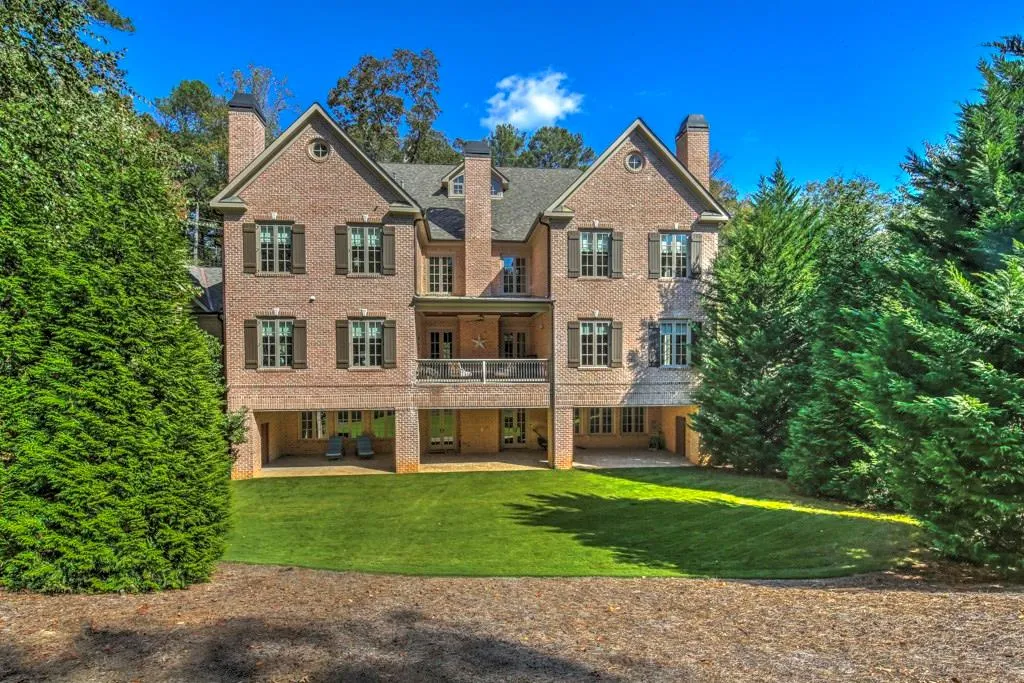 765 Crest Valley Drive, Atlanta, Georgia 30327, 5 Bedrooms Bedrooms, ,5 BathroomsBathrooms,Residential,Sold,765 Crest Valley Drive,5926912