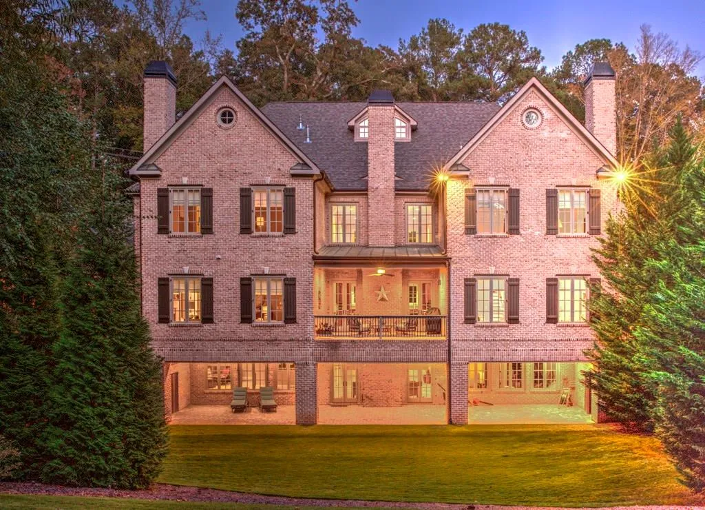 765 Crest Valley Drive, Atlanta, Georgia 30327, 5 Bedrooms Bedrooms, ,5 BathroomsBathrooms,Residential,Sold,765 Crest Valley Drive,5926912