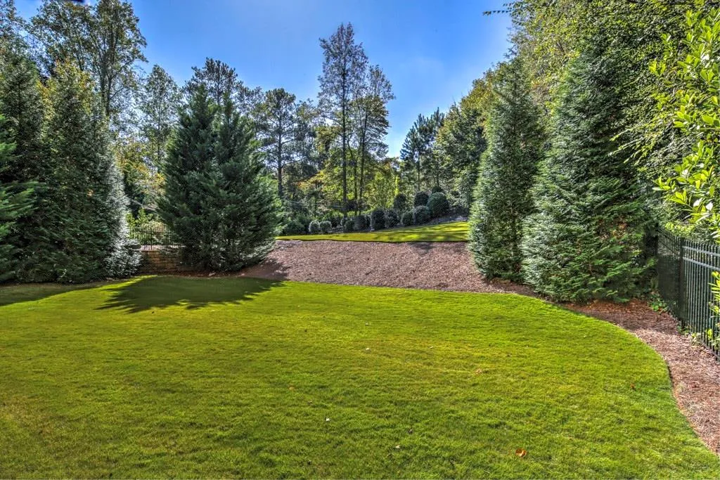 765 Crest Valley Drive, Atlanta, Georgia 30327, 5 Bedrooms Bedrooms, ,5 BathroomsBathrooms,Residential,Sold,765 Crest Valley Drive,5926912