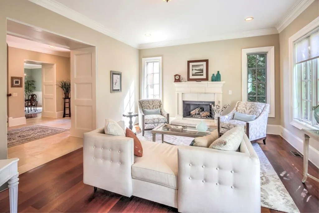 765 Crest Valley Drive, Atlanta, Georgia 30327, 5 Bedrooms Bedrooms, ,5 BathroomsBathrooms,Residential,Sold,765 Crest Valley Drive,5926912