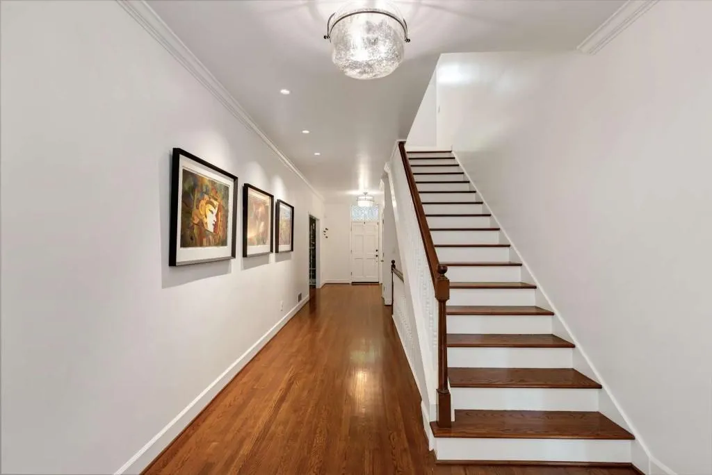130 River Landing Ne, Sandy Springs, Georgia 30350, 5 Bedrooms Bedrooms, ,4 BathroomsBathrooms,Residential,Sold,130 River Landing Ne,7577155