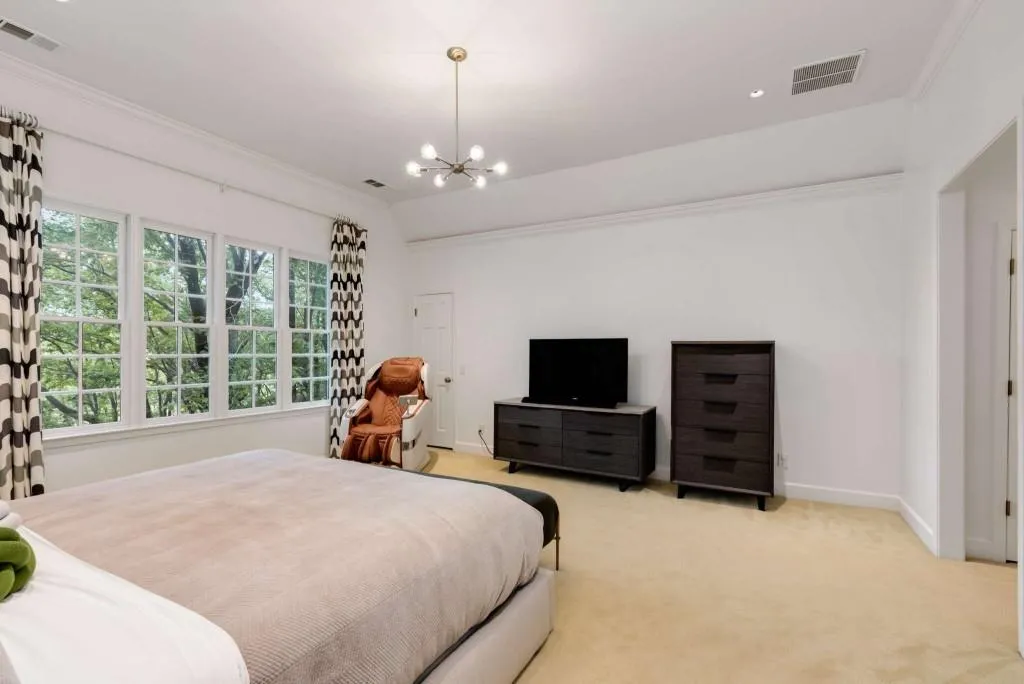 130 River Landing Ne, Sandy Springs, Georgia 30350, 5 Bedrooms Bedrooms, ,4 BathroomsBathrooms,Residential,Sold,130 River Landing Ne,7577155