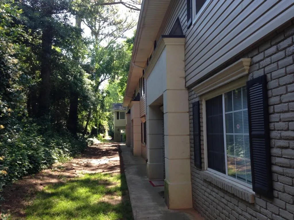 6940 Roswell Road Unit 20 E, Sandy Springs, Georgia 30328, 2 Bedrooms Bedrooms, ,1 BathroomBathrooms,Residential,Sold,6940 Roswell Road Unit 20 E,5864639