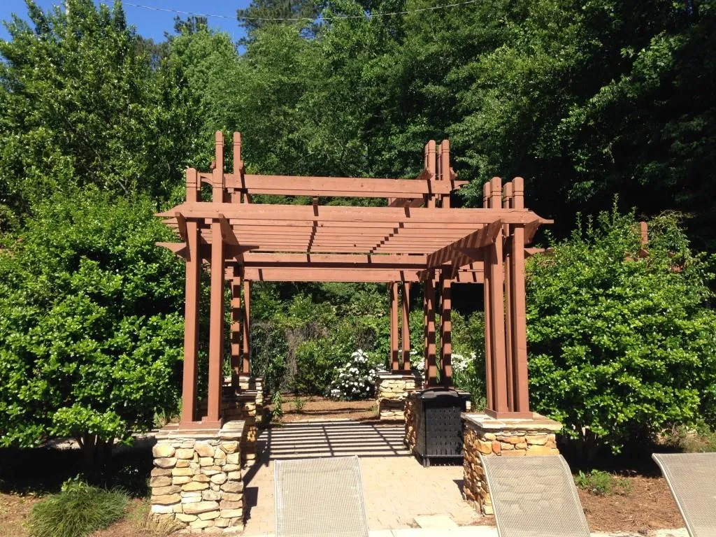 6940 Roswell Road Unit 20 E, Sandy Springs, Georgia 30328, 2 Bedrooms Bedrooms, ,1 BathroomBathrooms,Residential,Sold,6940 Roswell Road Unit 20 E,5864639