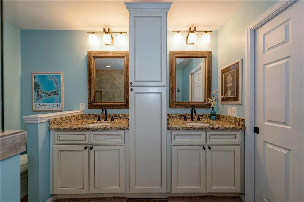 322 The Chace, Sandy Springs, Georgia 30328, 3 Bedrooms Bedrooms, ,2 BathroomsBathrooms,Residential,Sold,322 The Chace,5896119