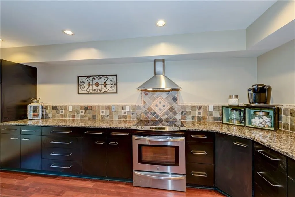 322 The Chace, Sandy Springs, Georgia 30328, 3 Bedrooms Bedrooms, ,2 BathroomsBathrooms,Residential,Sold,322 The Chace,5896119