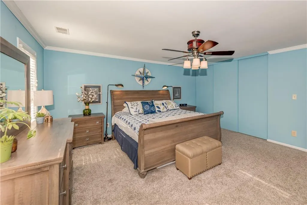 322 The Chace, Sandy Springs, Georgia 30328, 3 Bedrooms Bedrooms, ,2 BathroomsBathrooms,Residential,Sold,322 The Chace,5896119