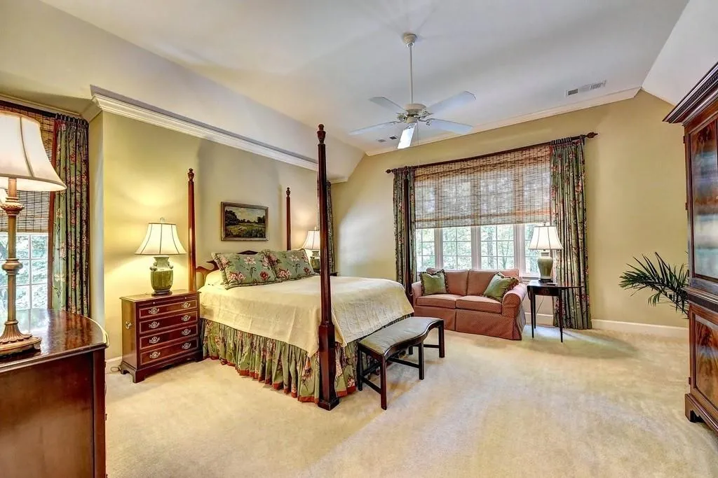 130 River Landing, Sandy Springs, Georgia 30350, 5 Bedrooms Bedrooms, ,4 BathroomsBathrooms,Residential,Sold,130 River Landing,6562223