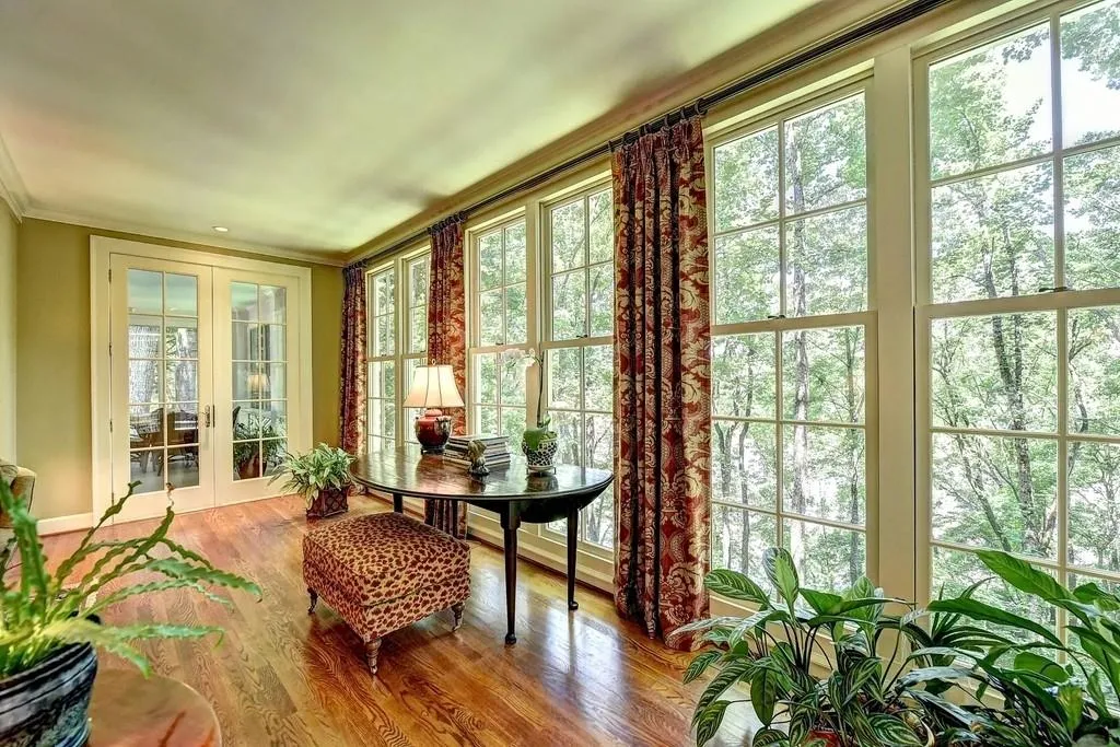 130 River Landing, Sandy Springs, Georgia 30350, 5 Bedrooms Bedrooms, ,4 BathroomsBathrooms,Residential,Sold,130 River Landing,6562223