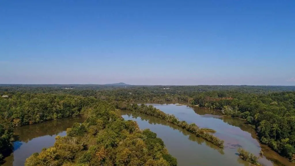 130 River Landing, Sandy Springs, Georgia 30350, 5 Bedrooms Bedrooms, ,4 BathroomsBathrooms,Residential,Sold,130 River Landing,6562223