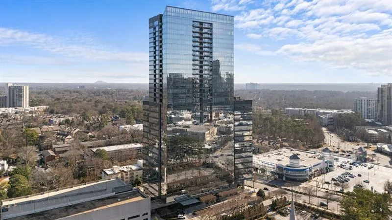 3630 Peachtree Road Ne Unit 1909, Atlanta, Georgia 30326, 1 Bedroom Bedrooms, ,1 BathroomBathrooms,Residential,For Sale,3630 Peachtree Road Ne Unit 1909,7625265