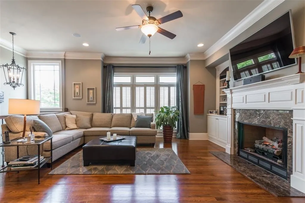 370 Mystic Ridge Lane Unit 370, Sandy Springs, Georgia 30342, 4 Bedrooms Bedrooms, ,3 BathroomsBathrooms,Residential,Sold,370 Mystic Ridge Lane Unit 370,5685970