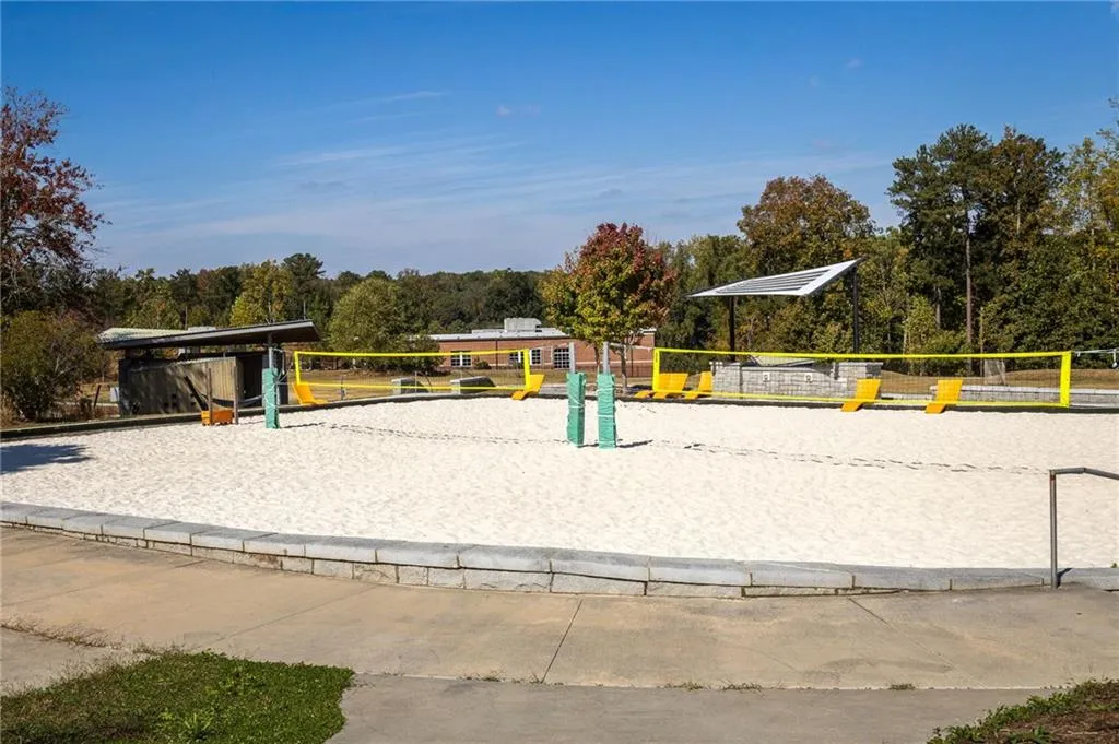 2504 Skyland Drive Ne Unit 18, Brookhaven, Georgia 30319, 4 Bedrooms Bedrooms, ,3 BathroomsBathrooms,Residential,For Sale,2504 Skyland Drive Ne Unit 18,7668817