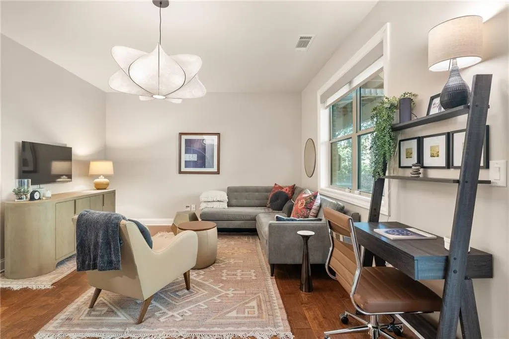 2504 Skyland Drive Ne Unit 18, Brookhaven, Georgia 30319, 4 Bedrooms Bedrooms, ,3 BathroomsBathrooms,Residential,For Sale,2504 Skyland Drive Ne Unit 18,7668817