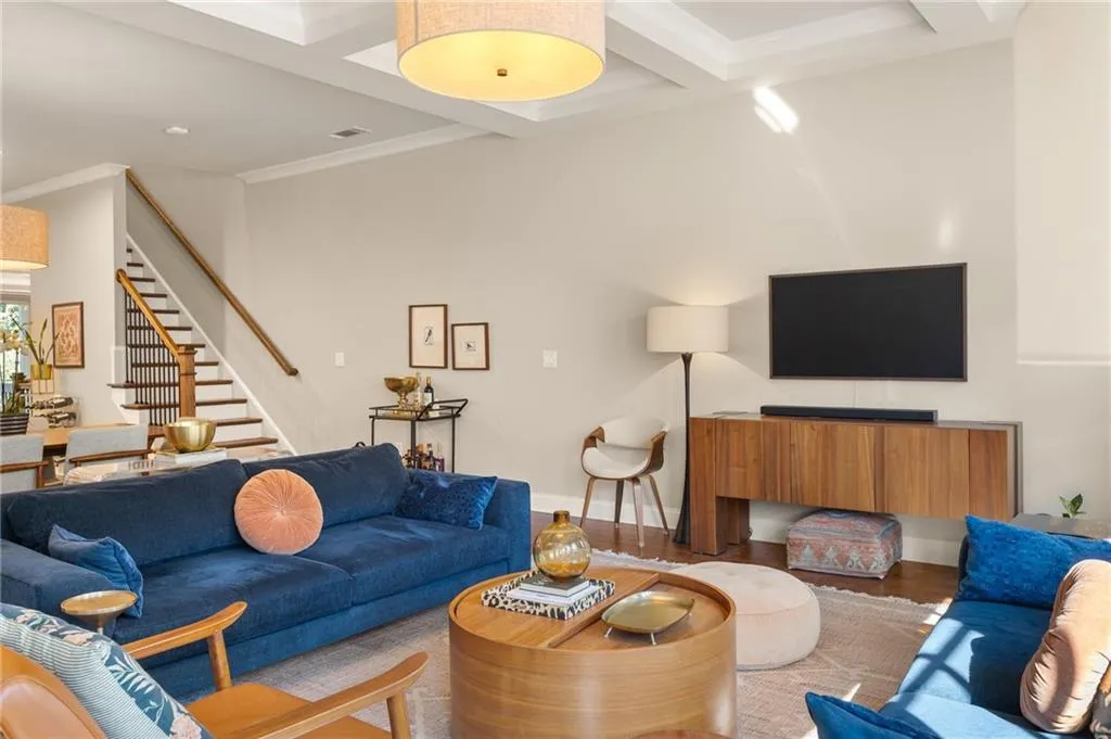 2504 Skyland Drive Ne Unit 18, Brookhaven, Georgia 30319, 4 Bedrooms Bedrooms, ,3 BathroomsBathrooms,Residential,For Sale,2504 Skyland Drive Ne Unit 18,7668817