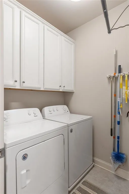 2504 Skyland Drive Ne Unit 18, Brookhaven, Georgia 30319, 4 Bedrooms Bedrooms, ,3 BathroomsBathrooms,Residential,For Sale,2504 Skyland Drive Ne Unit 18,7668817