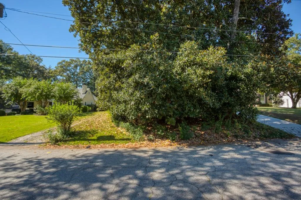 1818 Greystone Road Nw, Atlanta, Georgia 30318, ,Land,For Sale,1818 Greystone Road Nw,7666139