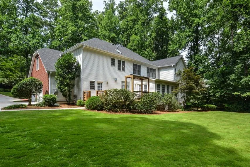 1080 Hightower Trail, Sandy Springs, Georgia 30350, 6 Bedrooms Bedrooms, ,5 BathroomsBathrooms,Residential,Sold,1080 Hightower Trail,5572377