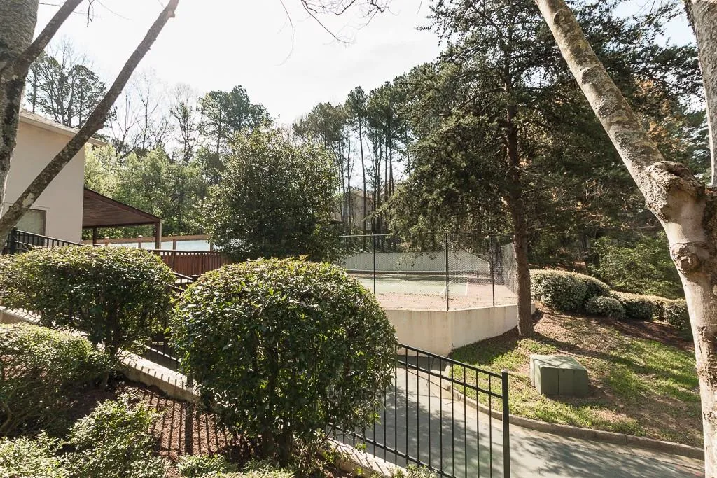 2110 Huntingdon Chase, Sandy Springs, Georgia 30350, 1 Bedroom Bedrooms, ,1 BathroomBathrooms,Residential,Sold,2110 Huntingdon Chase,6699325