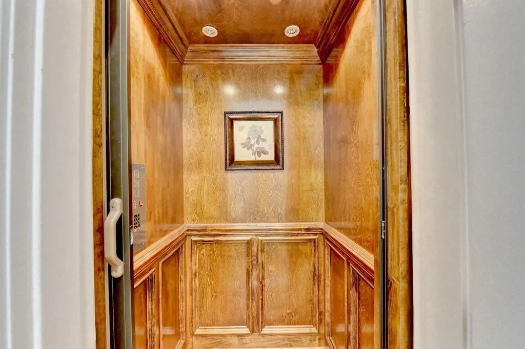 5505 Long Island Drive Nw, Sandy Springs, Georgia 30327, 7 Bedrooms Bedrooms, 0 ,6 BathroomsBathrooms,Residential,For Sale,5505 Long Island Drive Nw,7785729