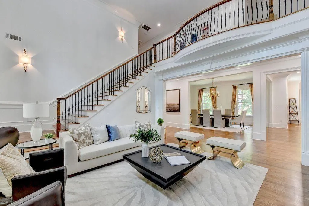 5505 Long Island Drive Nw, Sandy Springs, Georgia 30327, 7 Bedrooms Bedrooms, 0 ,6 BathroomsBathrooms,Residential,For Sale,5505 Long Island Drive Nw,7785729