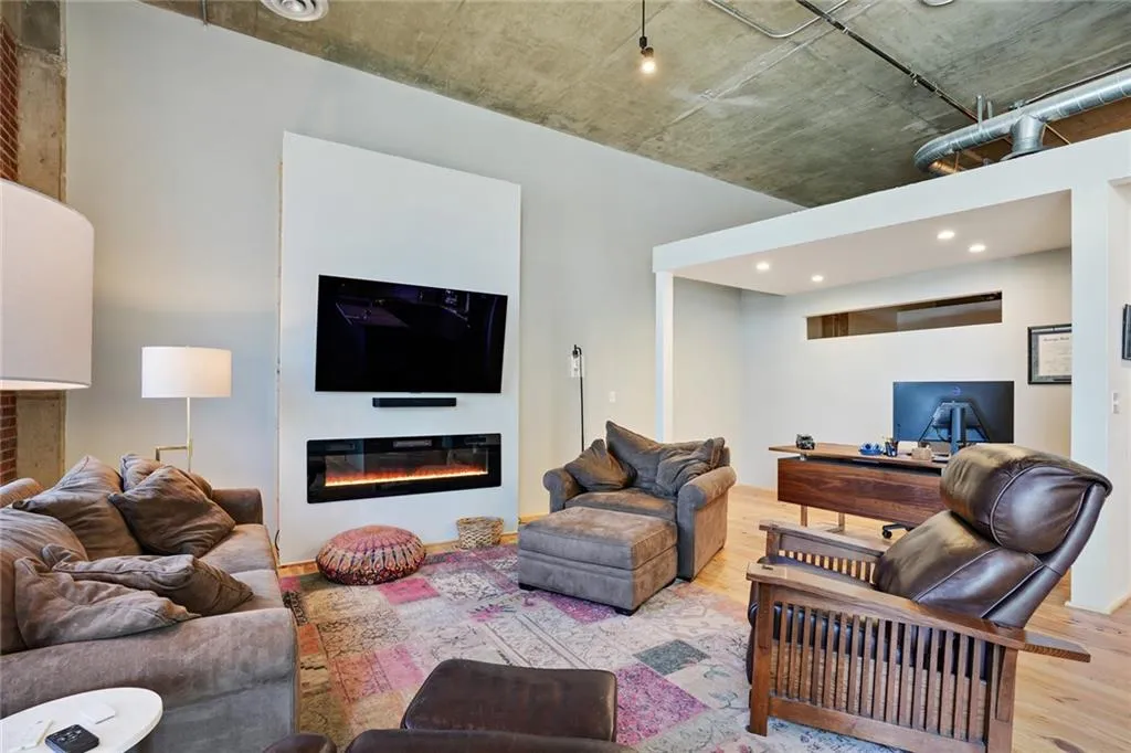 6105 Blue Stone Road Unit 217, Atlanta, Georgia 30328, 1 Bedroom Bedrooms, ,1 BathroomBathrooms,Residential,Sold,6105 Blue Stone Road Unit 217,7430055