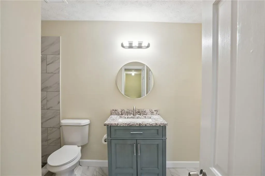 400 North River Parkway Drive Unit G, Sandy Springs, Georgia 30350, 2 Bedrooms Bedrooms, ,2 BathroomsBathrooms,Residential,Sold,400 North River Parkway Drive Unit G,7175118