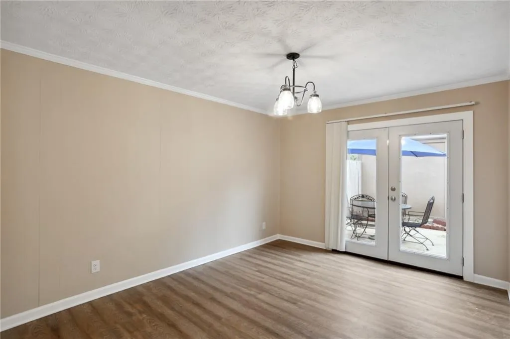 400 North River Parkway Drive Unit G, Sandy Springs, Georgia 30350, 2 Bedrooms Bedrooms, ,2 BathroomsBathrooms,Residential,Sold,400 North River Parkway Drive Unit G,7175118