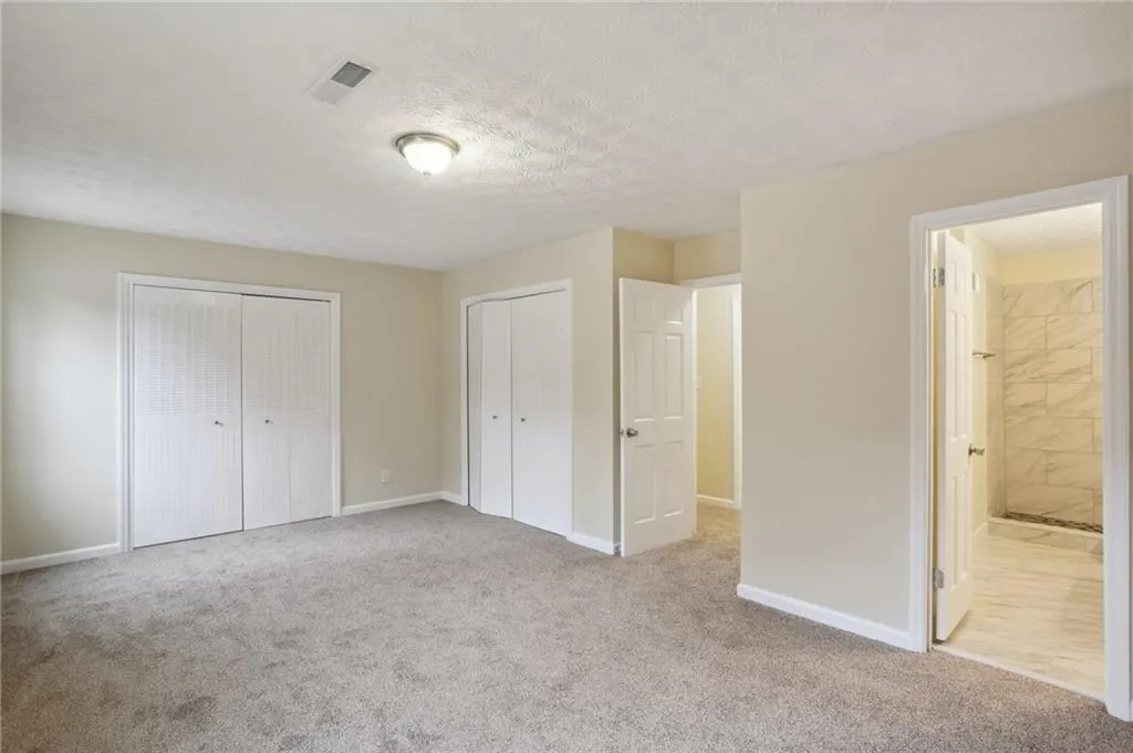 400 North River Parkway Drive Unit G, Sandy Springs, Georgia 30350, 2 Bedrooms Bedrooms, ,2 BathroomsBathrooms,Residential,Sold,400 North River Parkway Drive Unit G,7175118