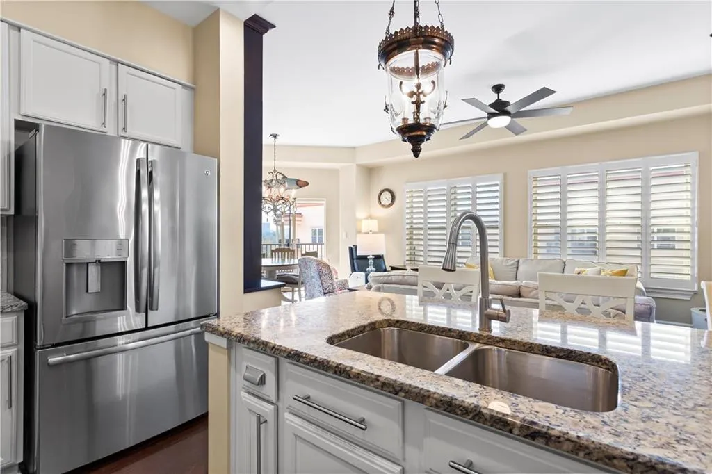 200 River Vista Drive Unit 724, Atlanta, Georgia 30339, 2 Bedrooms Bedrooms, ,2 BathroomsBathrooms,Residential,Sold,200 River Vista Drive Unit 724,7188741