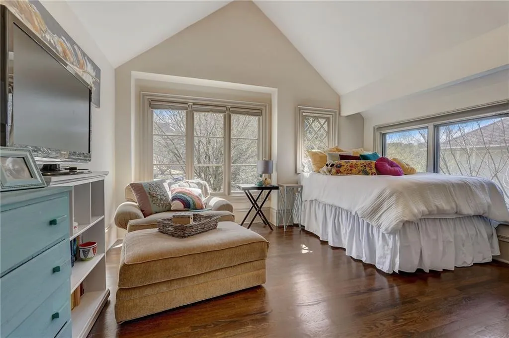 Bedroom on main
