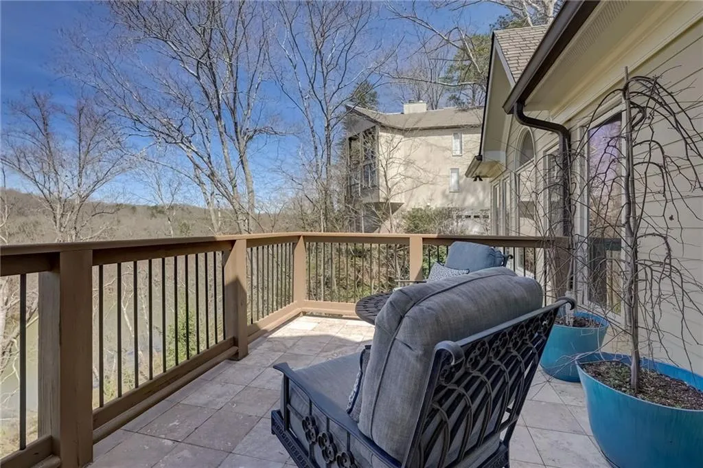 Primary bedroom deck