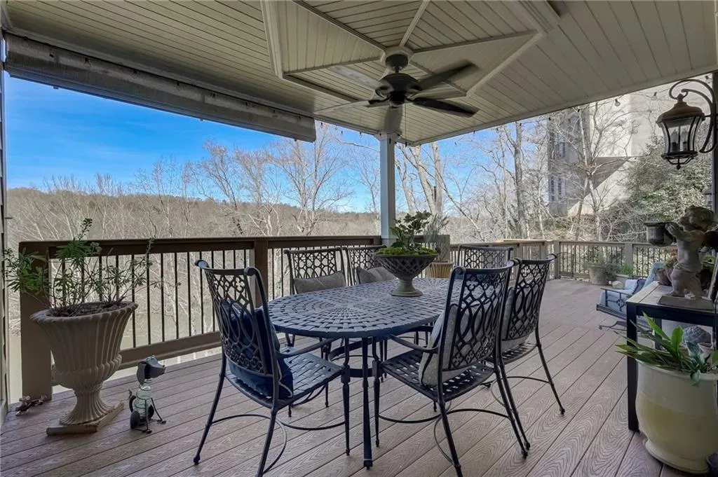 Covered deck off of kitchen and dining area