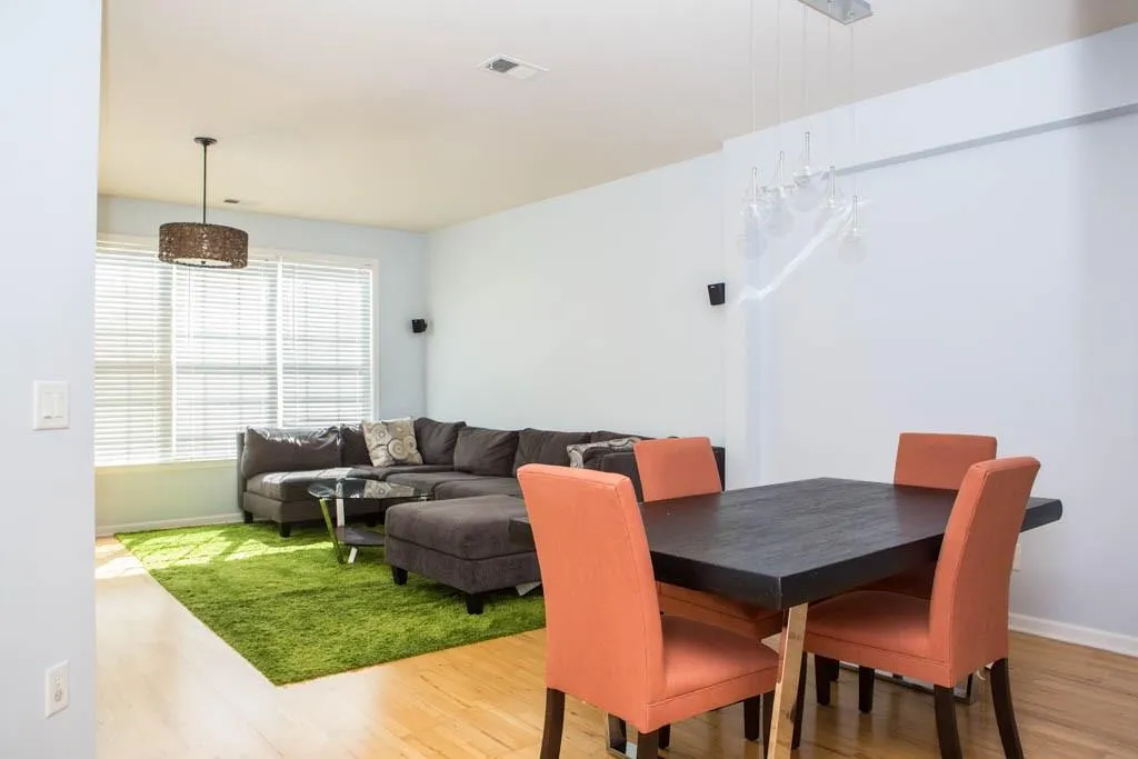 3841 Chattahoochee Summit Drive Unit 7, Atlanta, Georgia 30339, 3 Bedrooms Bedrooms, ,3 BathroomsBathrooms,Residential,Sold,3841 Chattahoochee Summit Drive Unit 7,5912735