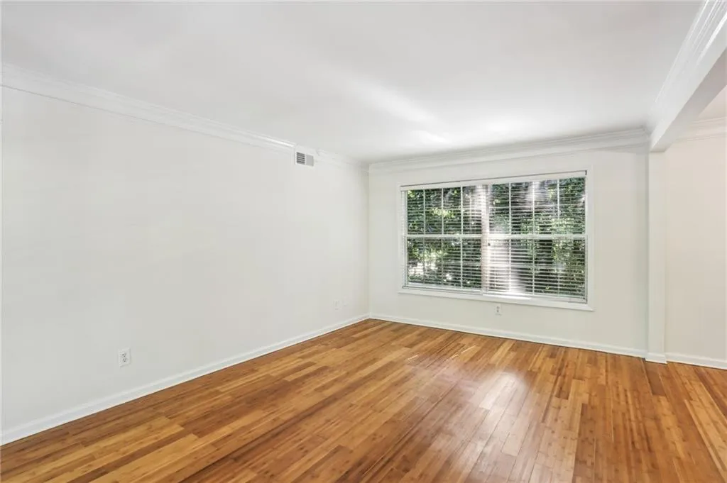 311 Peachtree Hills Avenue Ne Unit 13b, Atlanta, Georgia 30305, 2 Bedrooms Bedrooms, ,1 BathroomBathrooms,Residential,For Sale,311 Peachtree Hills Avenue Ne Unit 13b,7588349